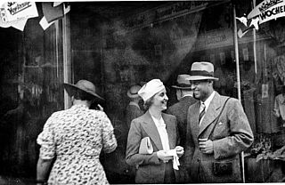 Mohamed Helmy mit seiner Verlobten Emmy Ernst Ender der 1930er Jahre in Berlin